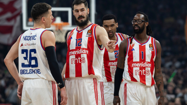 Zvezda ide ka plej-ofu; Trener Asvela objasnio tajm-aut; Sferopulos ponosan; Lovernj: "Čudan osećaj"