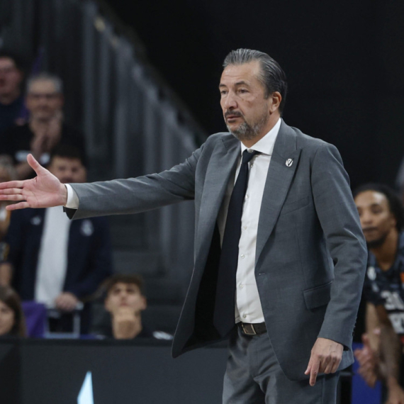 Trener Efesa ostaje bez posla nakon istorijskog uspeha