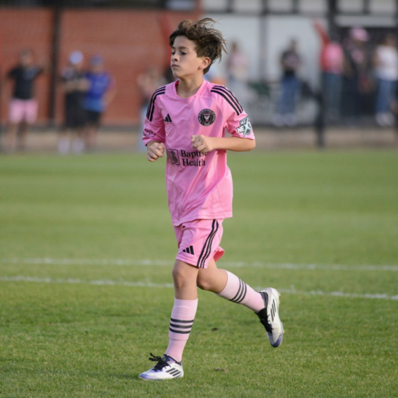 Mesi junior 11 – Ronaldo junior 10