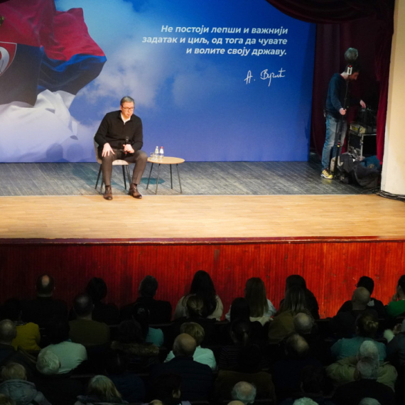 Vučić: "Za rekonstrukciju puta, Doma zdravlja i škole u Čoki devet miliona evra"