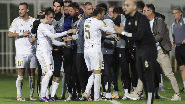 Tedić 1/4 za tri boda Čuke u Senti