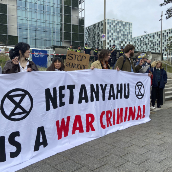 Italija nije potpisala, prkosi Evropi: Tramp je u pravu?