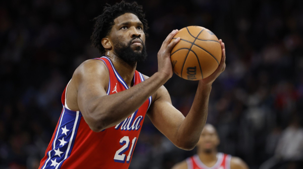 Filadelfija razbijena, Embid besan na saigrača VIDEO