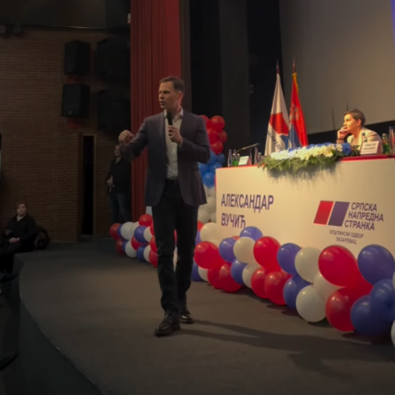 Mali sa građanima Lazarevca: Zajedno nastavljamo da se borimo za još bolju i lepšu Srbiju