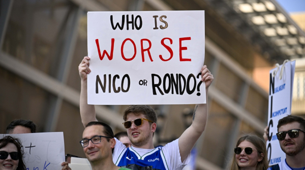 "Ustanak" u Dalasu zbog trejda Dončića VIDEO