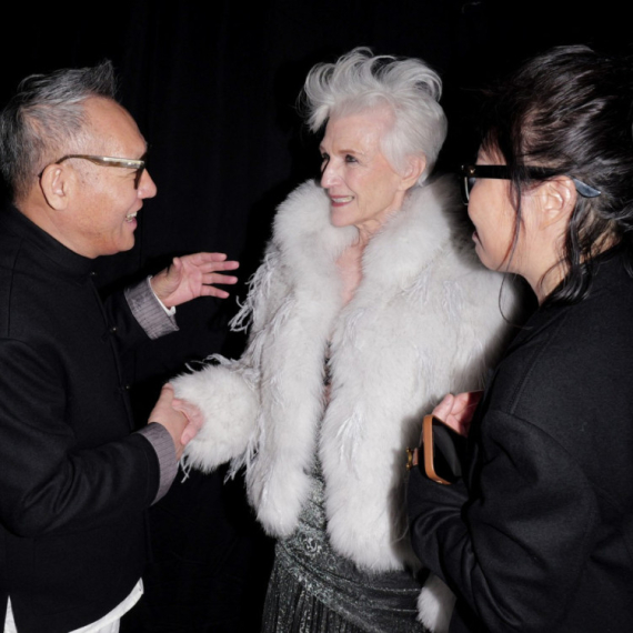 Više od 50 godina se bavi modelingom: Retko ko bi znao da je ovo majka Ilona Maska FOTO