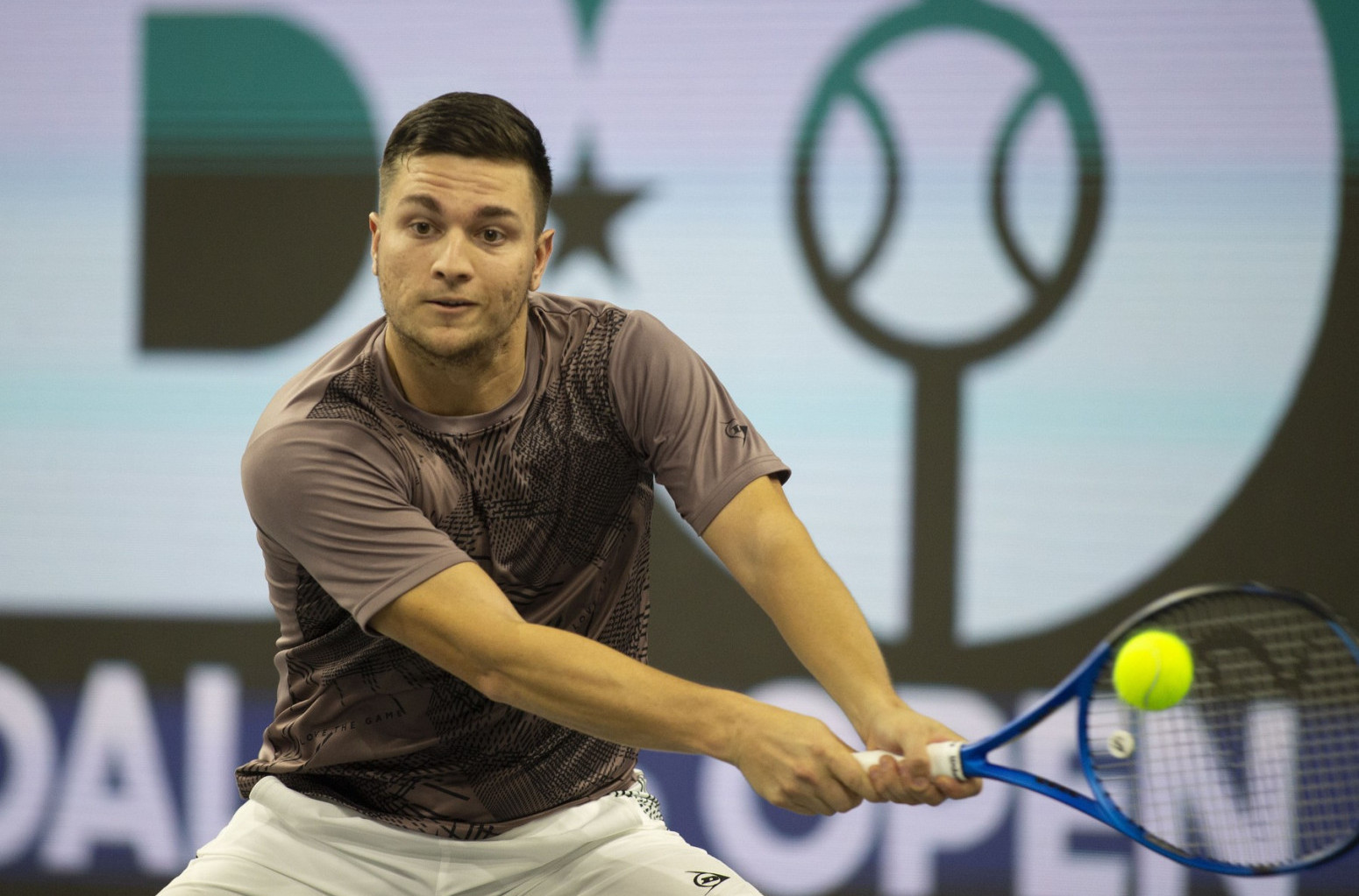 Mišo, uzmi pelcer – Kecmanović za sat vremena izbacio Hrvata