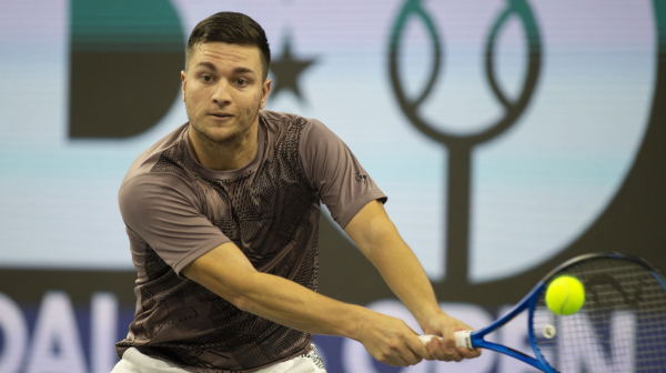 Mišo, uzmi pelcer – Kecmanović za sat vremena izbacio Hrvata