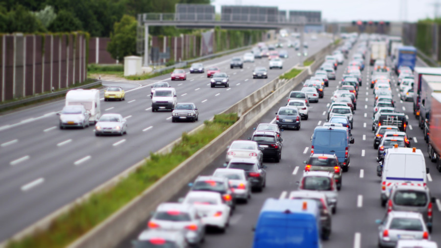 Vozite pametno: Koliko više goriva auto troši pri 160 km/h u poređenju sa 100 km/h?