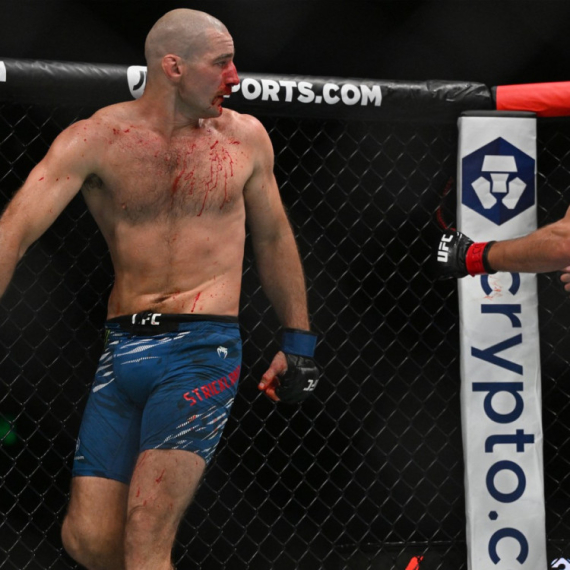 "UFC borbe su depresivne"; "On je mali rasistički klovn"