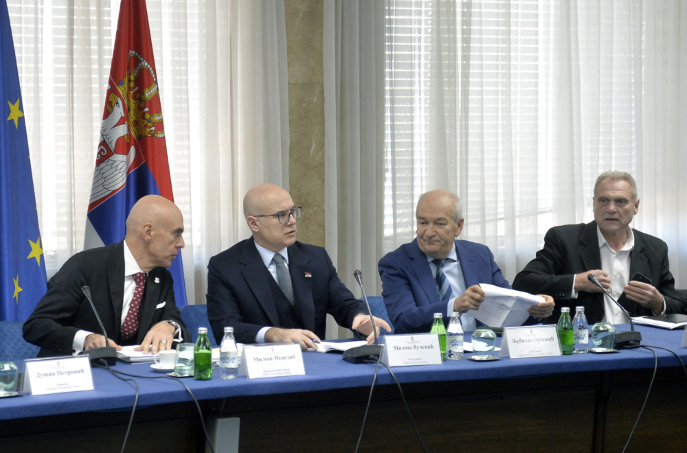 Vučević: Nastavljamo dijalog; U oblasti prosvete došlo je do ogromnog napretka