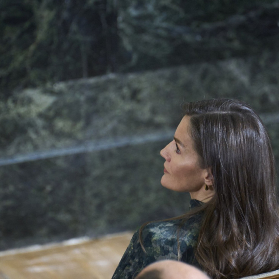 Smela kraljica pomera granice: Za nju ne postoje godišnja doba FOTO