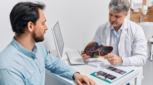 Ovo su znakovi da se u vašoj jetri nakuplja previše masnoće: Obratite pažnju