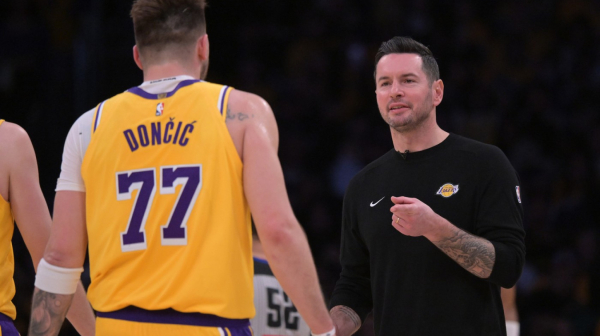 Lejkersi rešili pitanje trenera na duže staze – čeka se Lebron