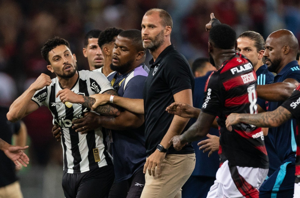 Tuča na Marakani – najboljem defanzivcu Južne Amerike izbijen zub VIDEO