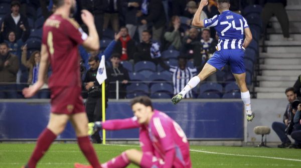 PAOK šokiran u Solunu, Porto se izvukao u derbiju večeri VIDEO