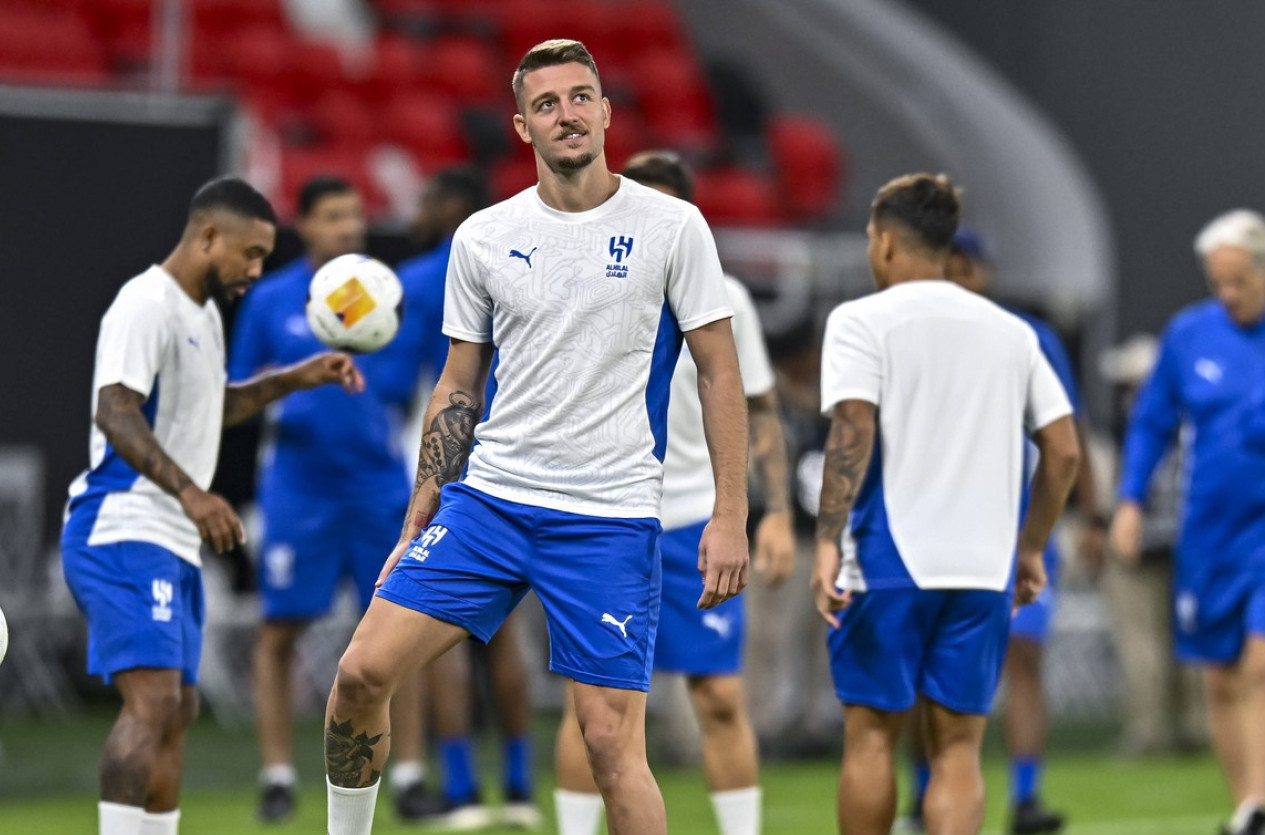 VAR i Borjan zaustavili Al Hilal – jedni Srbi tuguju, drugom se smeši titula