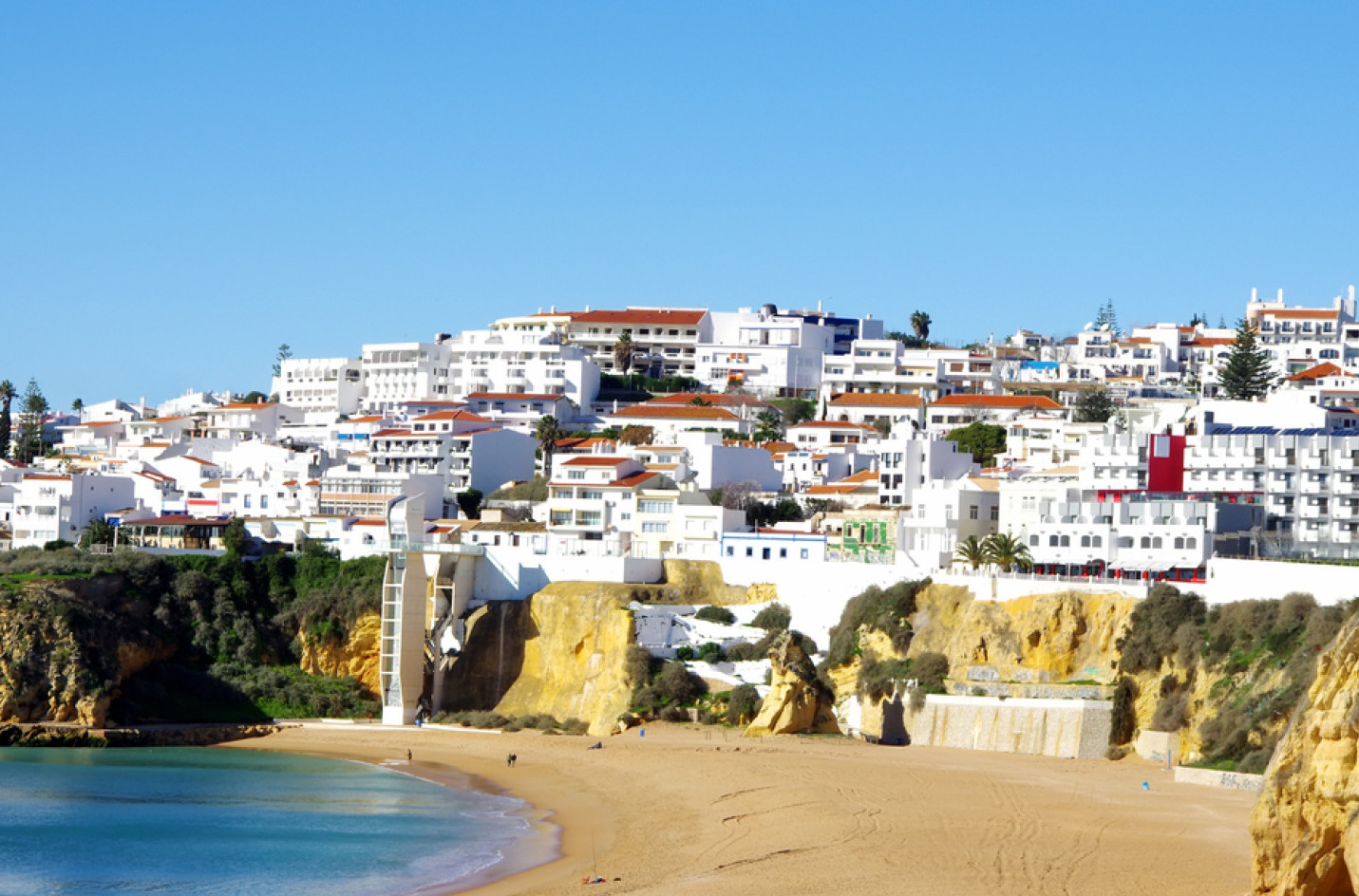 Portugal se zadužuje zbog Trampa