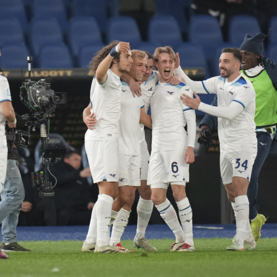 Buran derbi u Rimu – "bomba" Isaksena i komičan autogol Marušića VIDEO