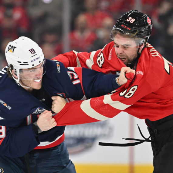 Tri tuče u samo nekoliko sekundi VIDEO