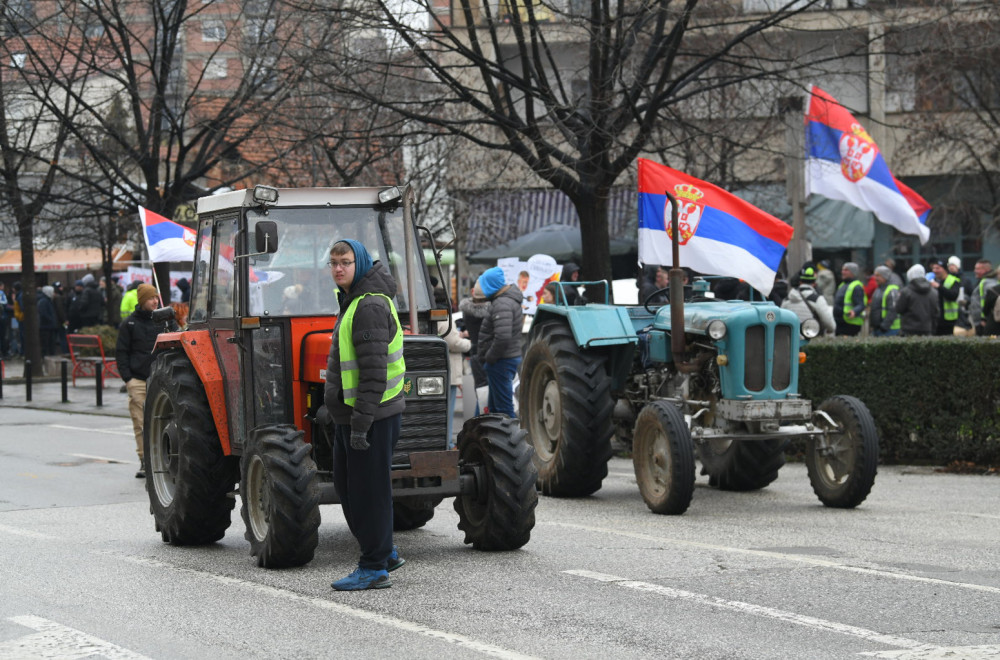 Tomašević na protestima u Kragujevcu: Ojadio državu i upropastio EPS
