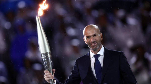 Zidan razvija biznis dok čeka mesto selektora – 5.000.000 € u gradiću od 7.000 ljudi