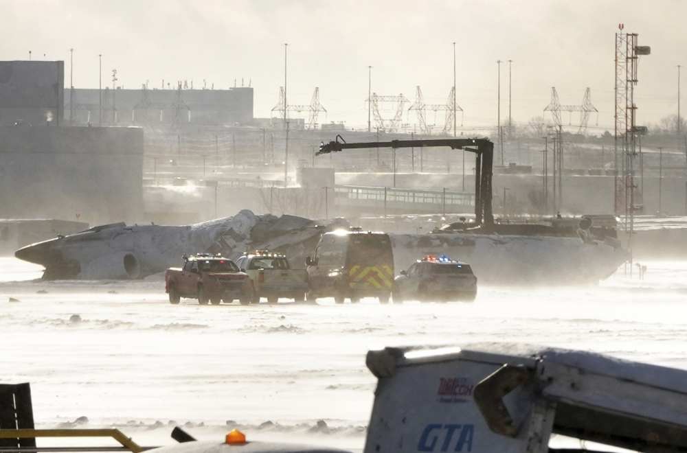 Svih 80 ljudi preživelo pad aviona u Torontu - B92