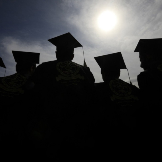 Koledži i univerziteti između čekića i nakovnja: Nema više rasnih odrednica