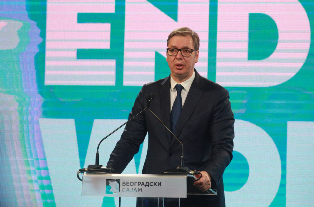 Vučić: Profesori se plaše plenuma; Obezbedili smo najbolje moguće uslove i primanja