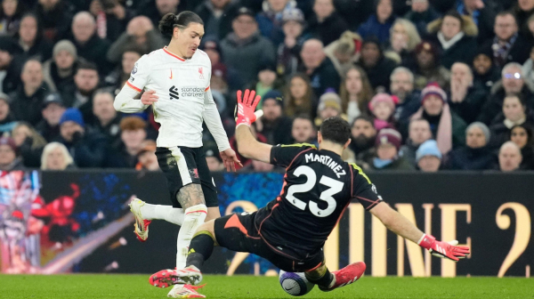 Liverpul iščupao bod na "Vila Parku" – Darvin kao tajni agent Arsenala VIDEO