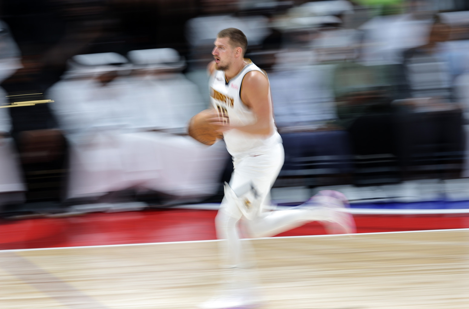 Briljantan, dominantan, nesebičan, nepokolebljiv, dosledan – Nikola Jokić VIDEO