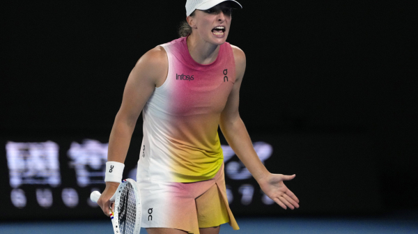 Besna Iga "iskulirala" trenera VIDEO