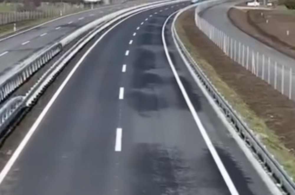 Vučić: Sutra otvaramo 32 kilometra nove brze saobraćajnice VIDEO