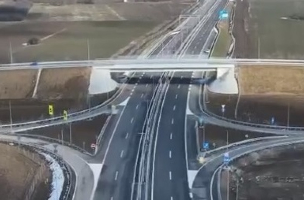 Vučić: Sutra otvaramo 32 kilometra nove brze saobraćajnice VIDEO