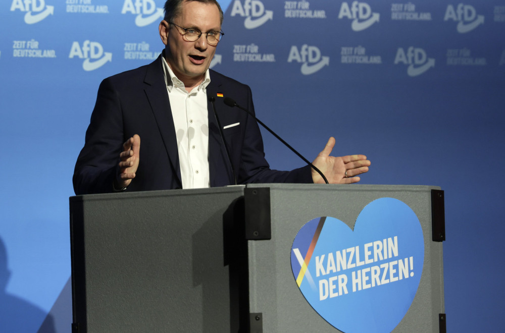 Lider AfD-a pred izbore poručio: Vučić vodi suverenu politiku, zato zaslužuje našu podršku