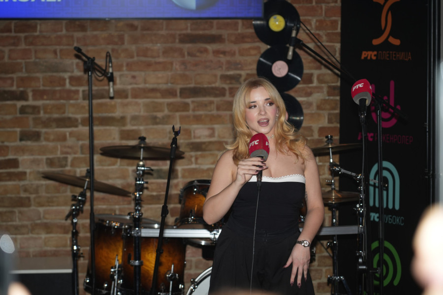 Takmičari u šoku zbog Maje Nikolić: Svi smo pevali njenu pesmu FOTO