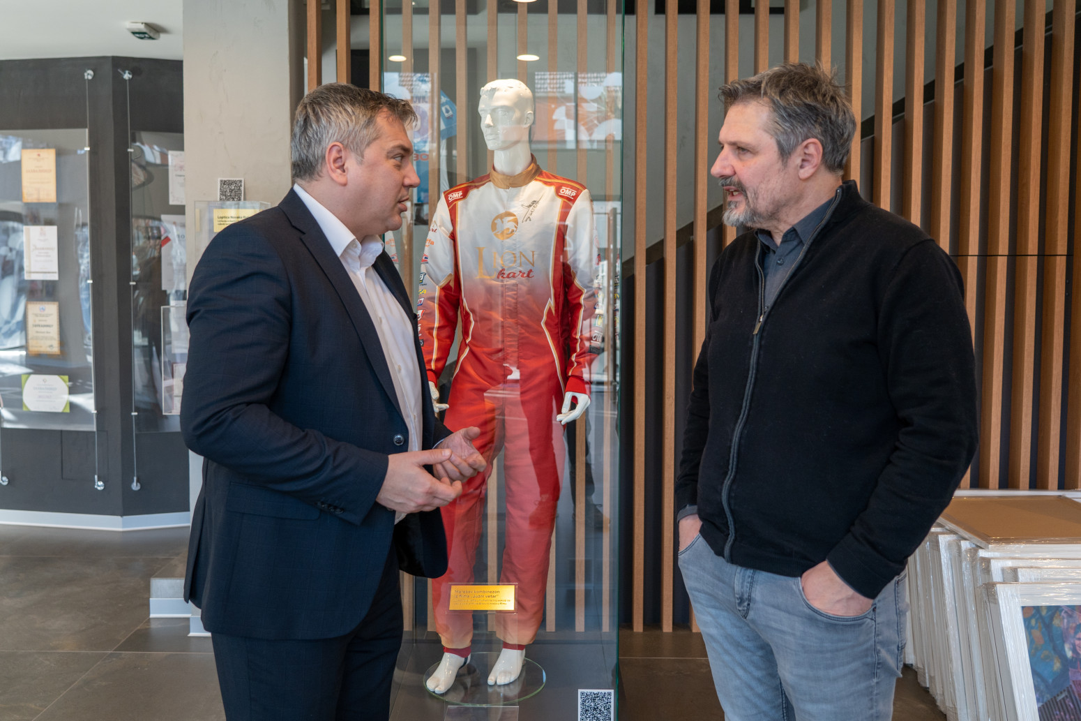 Postavljene daske koje život znače u prostoru fondacije Mozzart