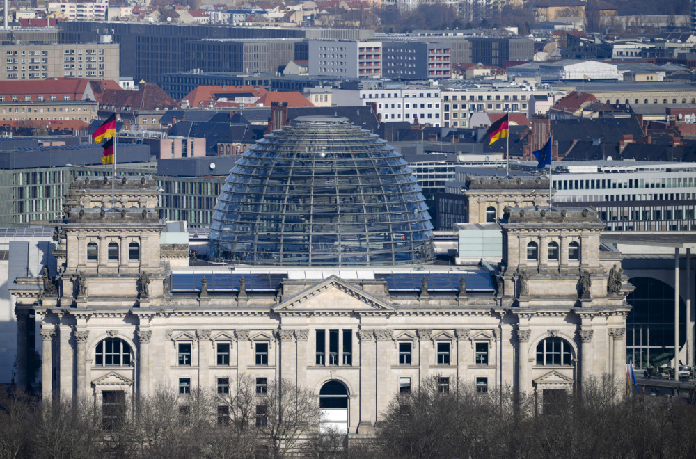 Nemačka bira; Stigla podrška iz SAD