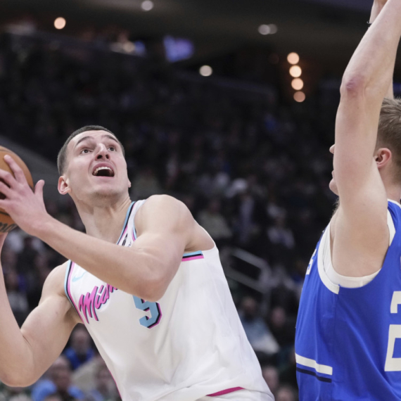 "Nije kao da ga je ujela zmija"; Jović: "Ne znam šta se dogodilo" VIDEO