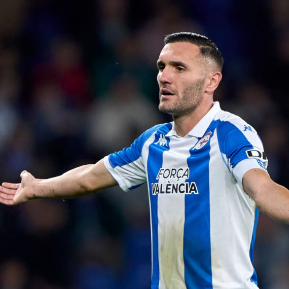 Insajderske informacije – bivši napadač Arsenala pojačao PSV pred meč protiv "tobdžija"