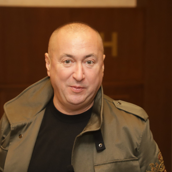 Oglasio se Đani: "Idem na operaciju"