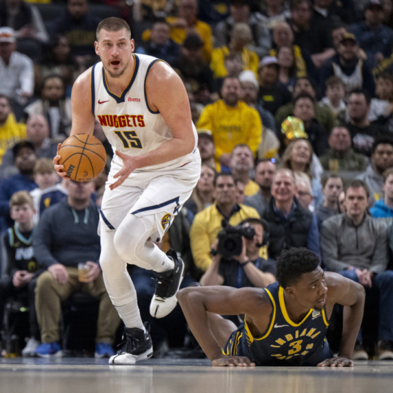 Jokić elitni plejmejker – istorijska noć Srbina u NBA VIDEO