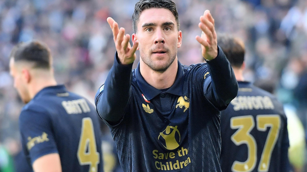 Vlahović prelomio – čeka se Premijer liga!