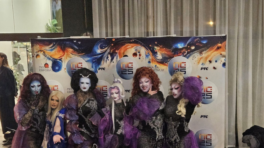 Harem Girls: Ako odemo u Bazel, skidamo maske