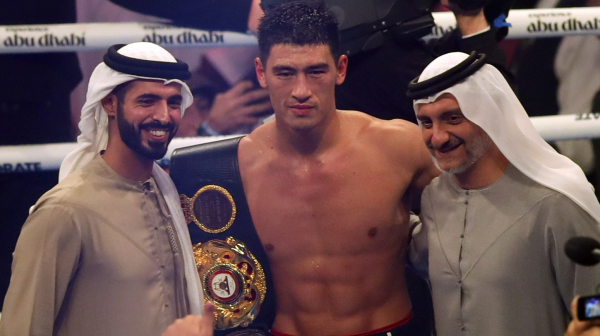 Bivol trijumfovao u Rijadu i postao apsolutni šampion! VIDEO