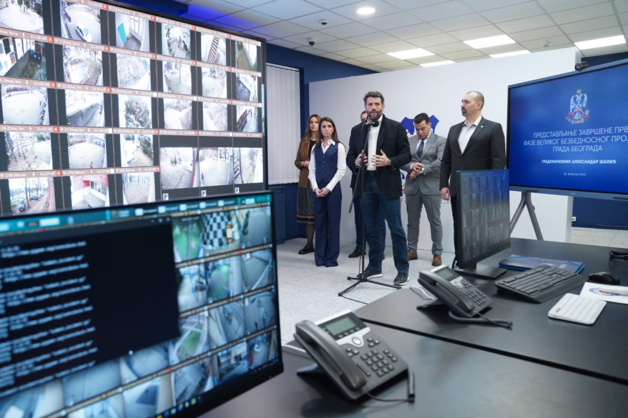 Šapić: Počeo sa radom najvažniji projekat za Grad Beograd; Pokriva sve osnovne škole u gradu FOTO/VIDEO