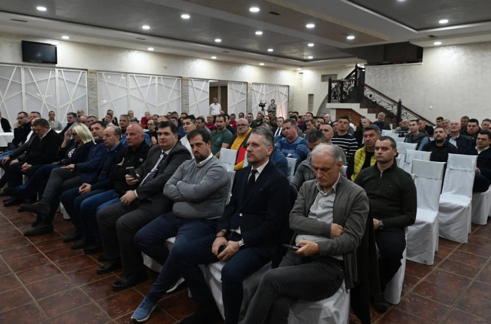 Sandra Sremčević i Branko Radujko posetili Ub – podrška klubovima nižih liga Zapada