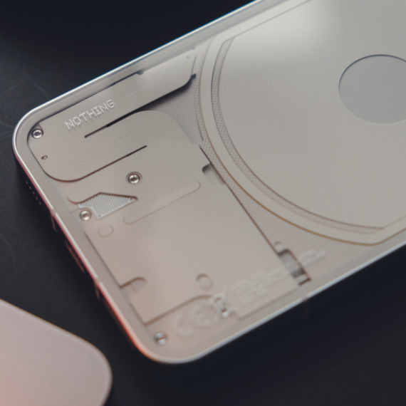 Već je nazvan najružnijim telefonom: Nothing prikazao Phone (3a) Pro VIDEO