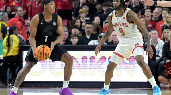 Ludnica pre martovskog ludila – trojka sa centra za pobedu VIDEO