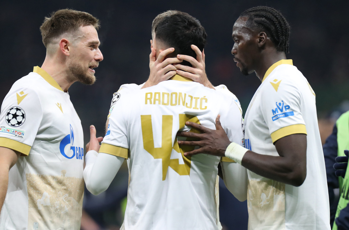 Zvezda u žutim dresovima na proslavi 80. rođendana